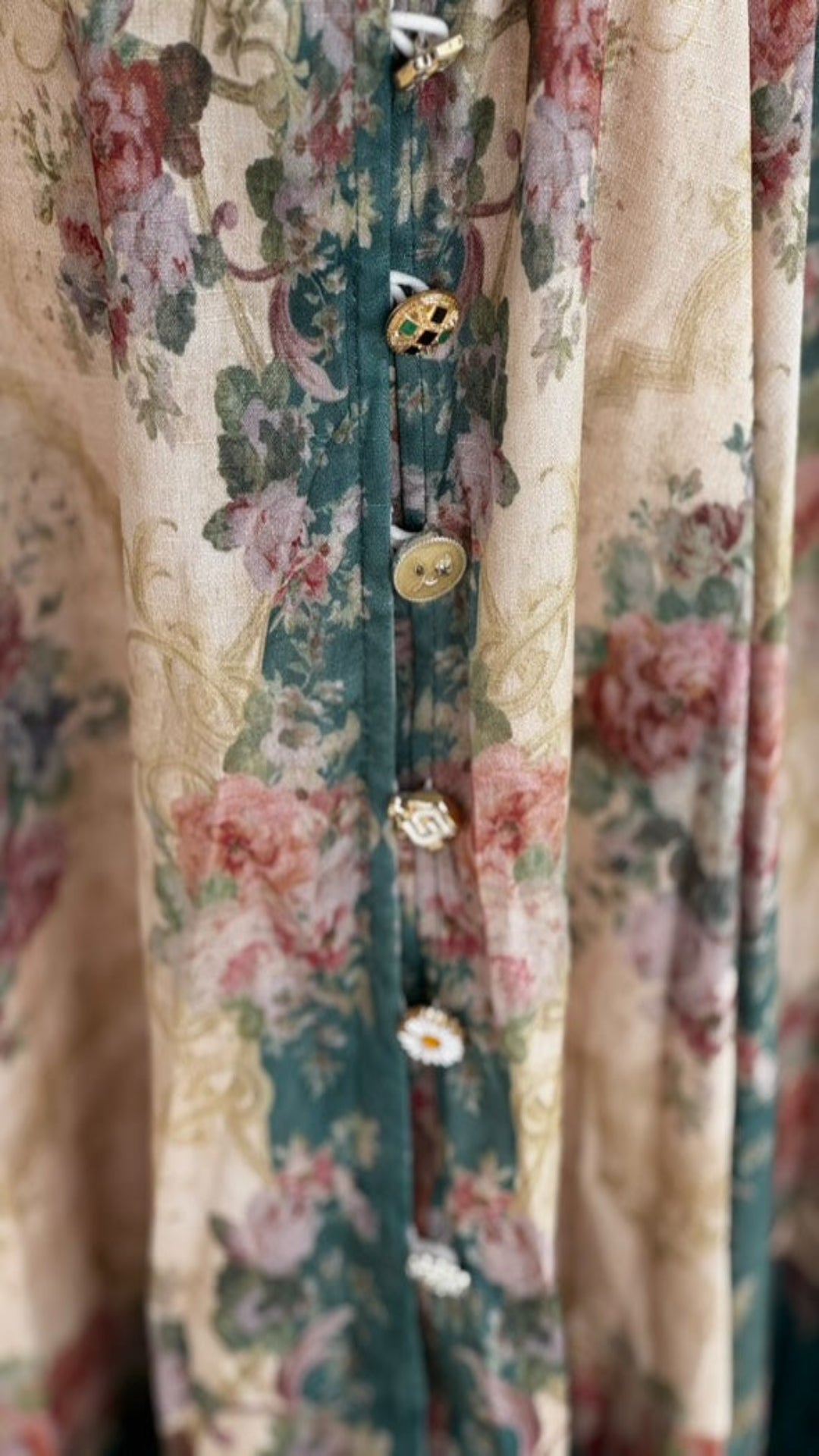 Vestido estampado floral cinturón