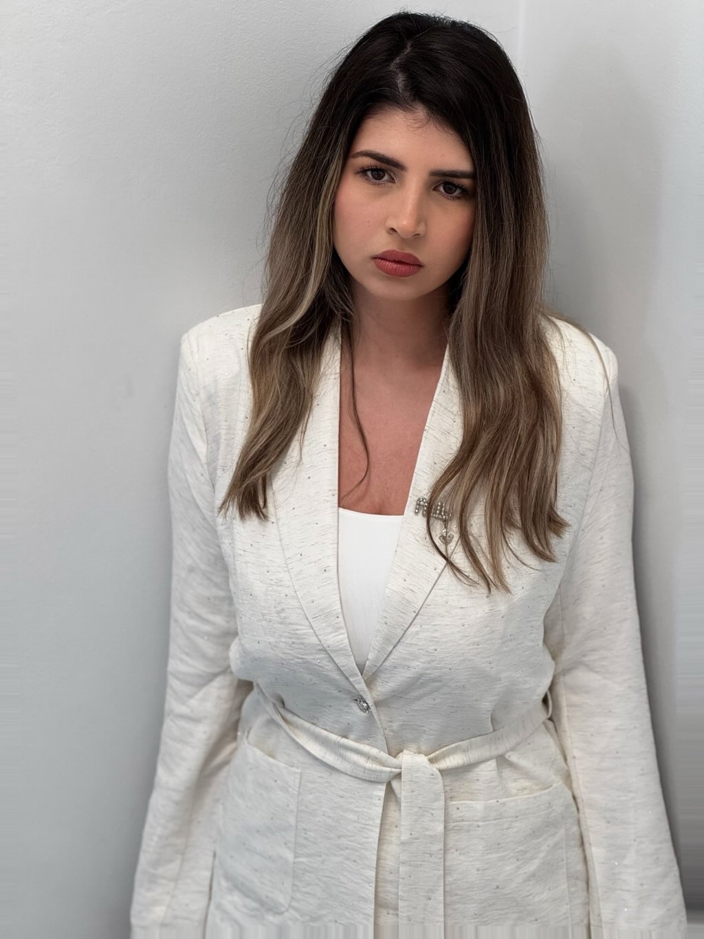 Traje lino brillos