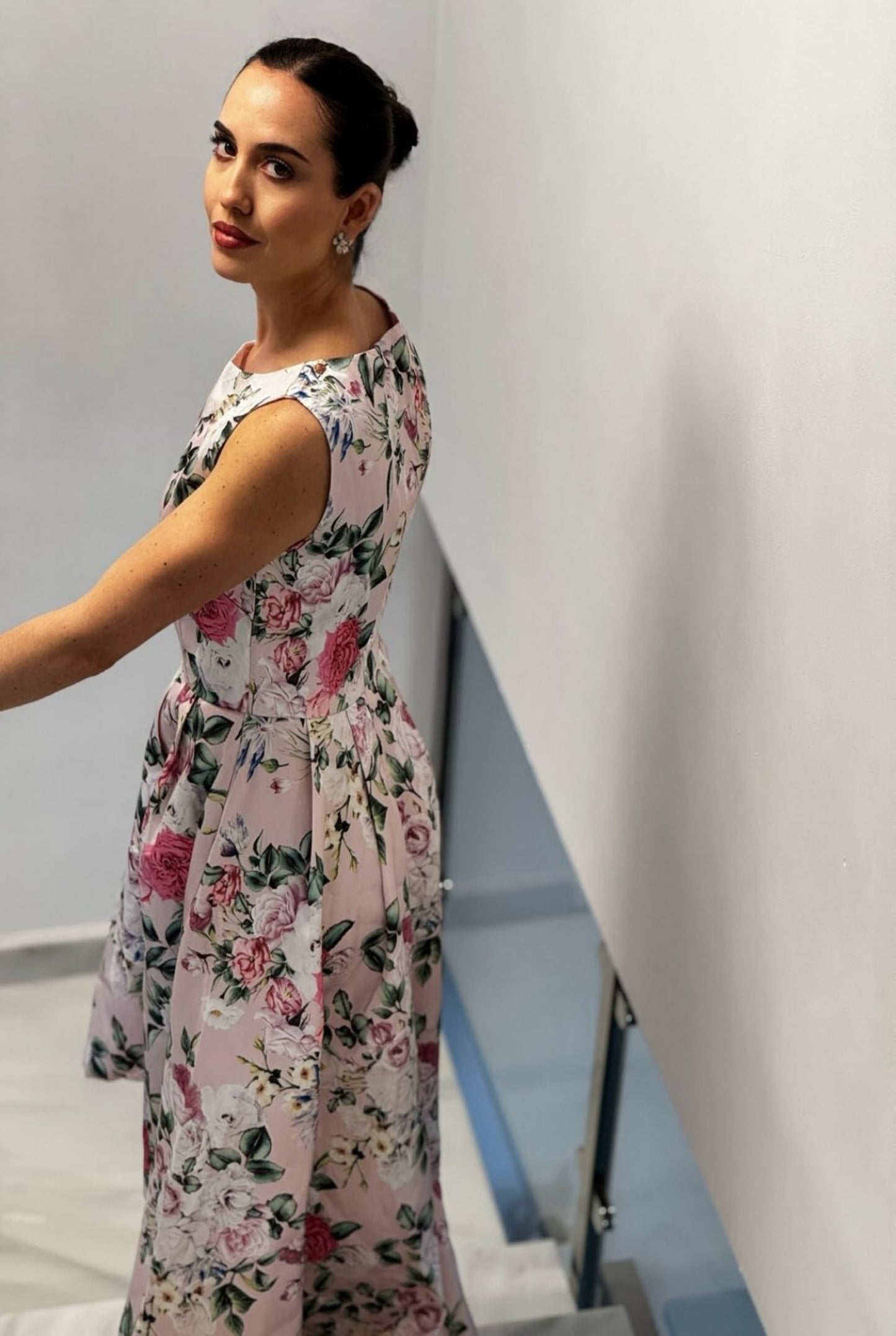 Vestido evasé asimétrico