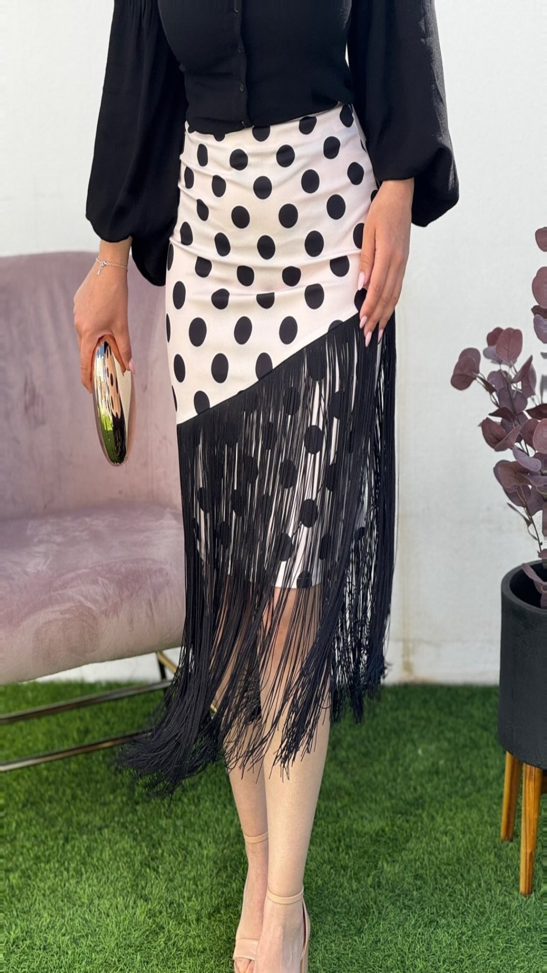 Falda lunares y flecos