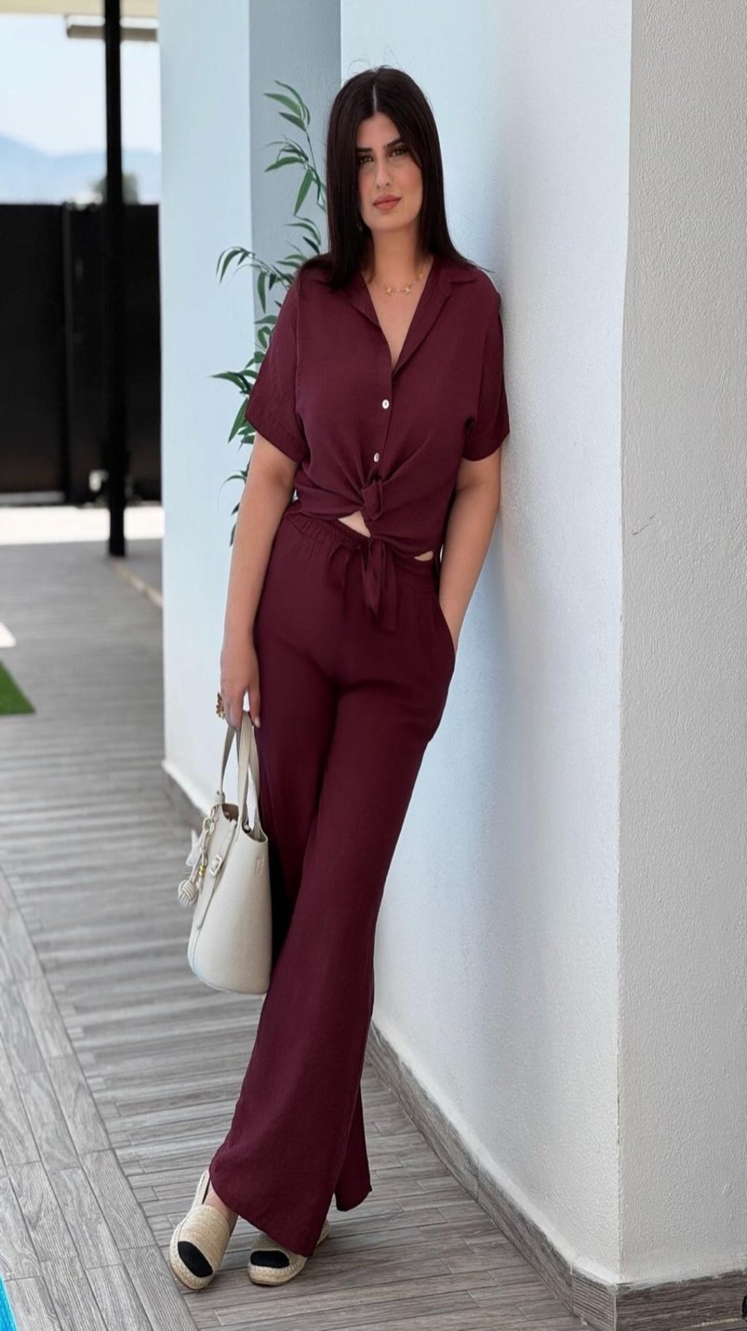Conjunto camisa y pantalón casual