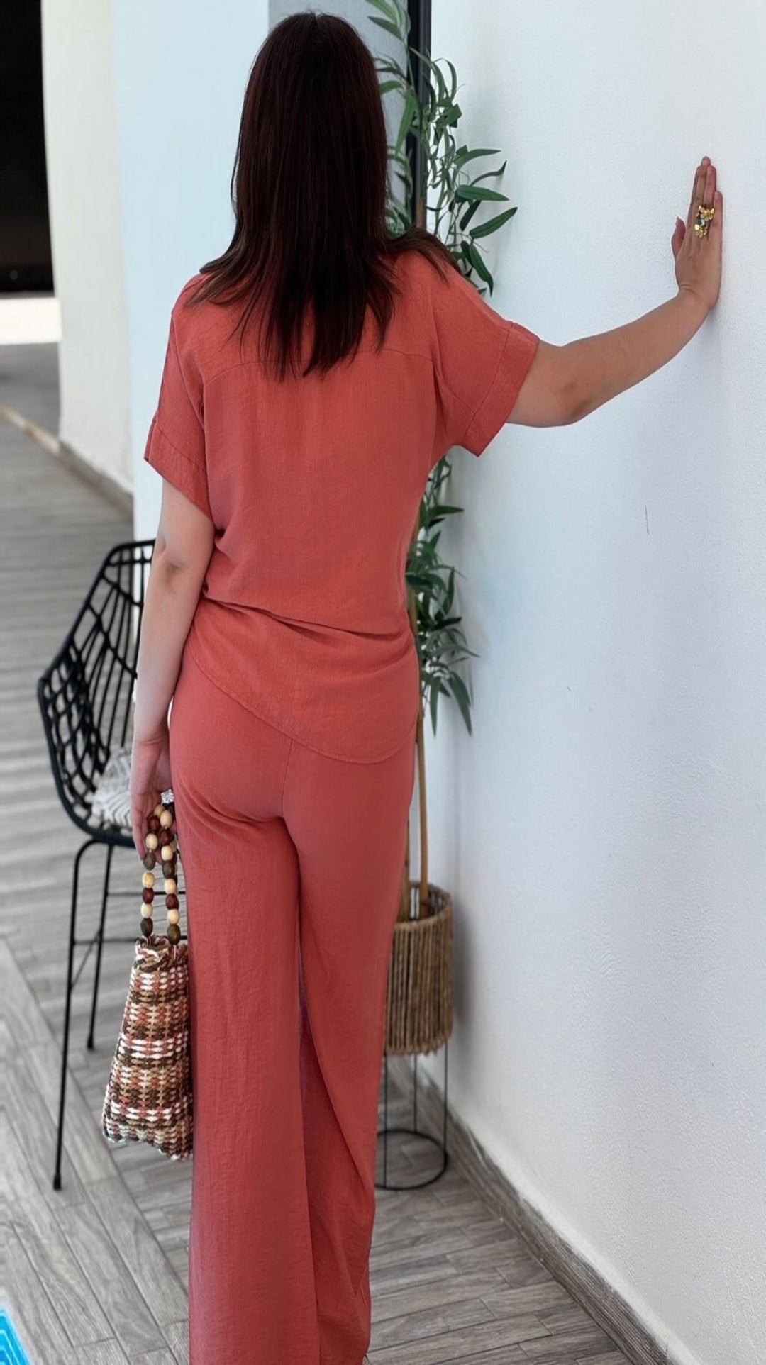 Conjunto camisa y pantalón casual