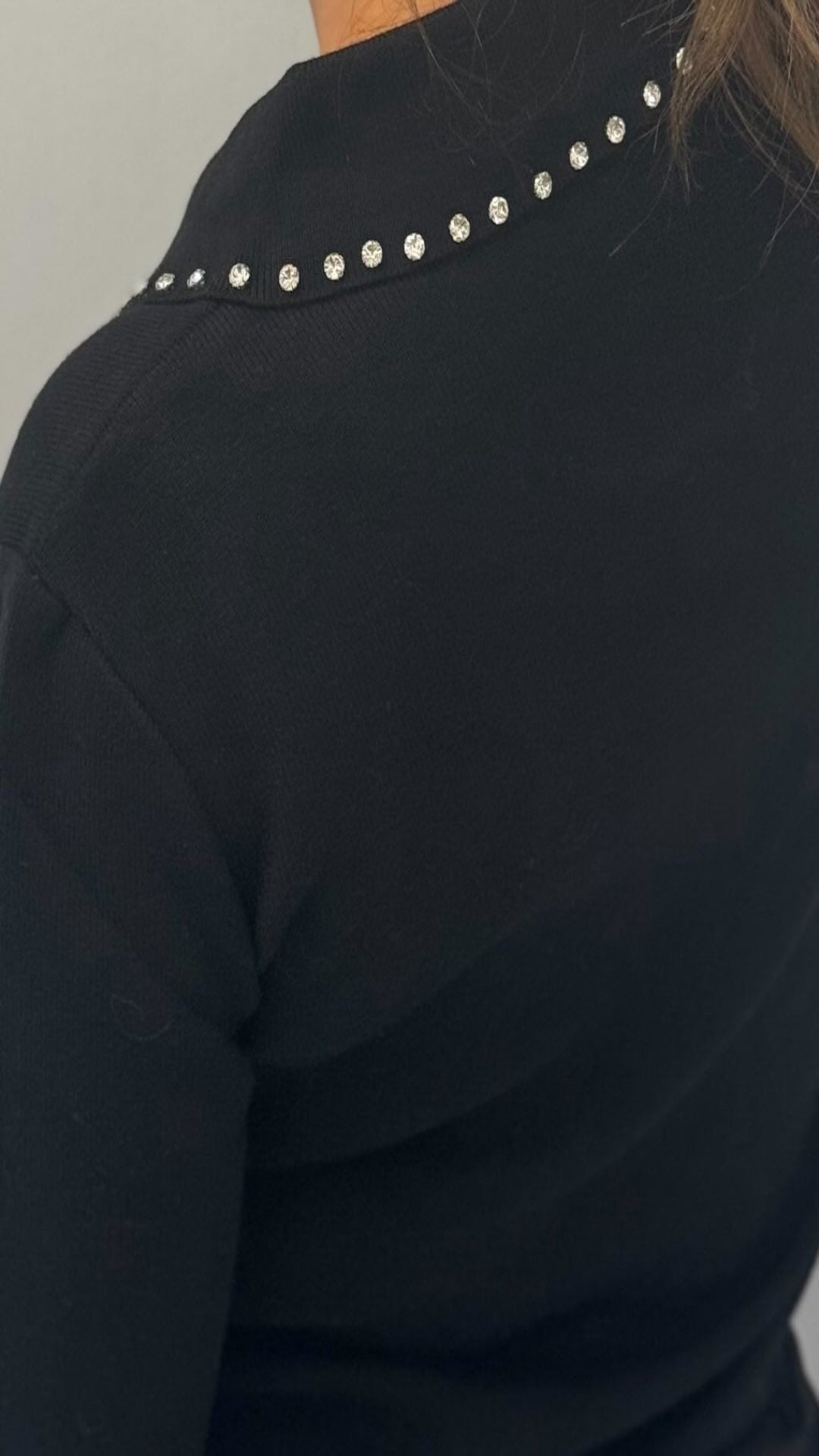 Chaqueta punto abalorios