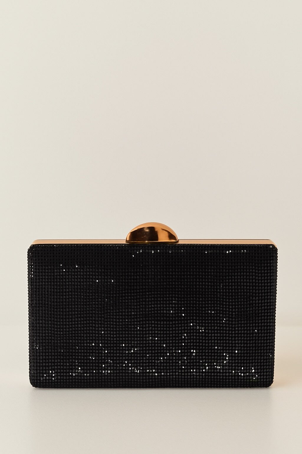 Clutch de fiesta con asa de cadena