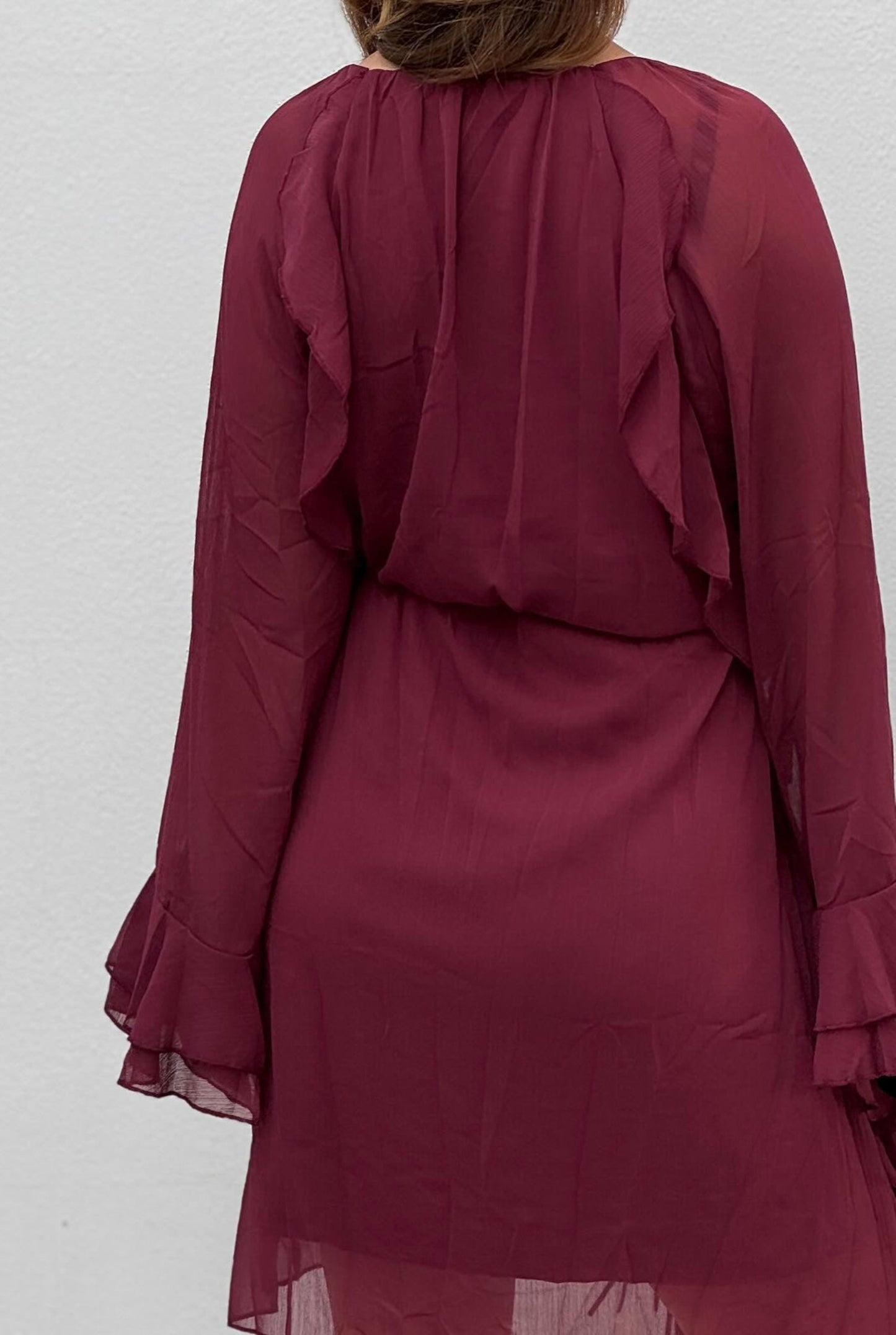 Vestido fluido volantes