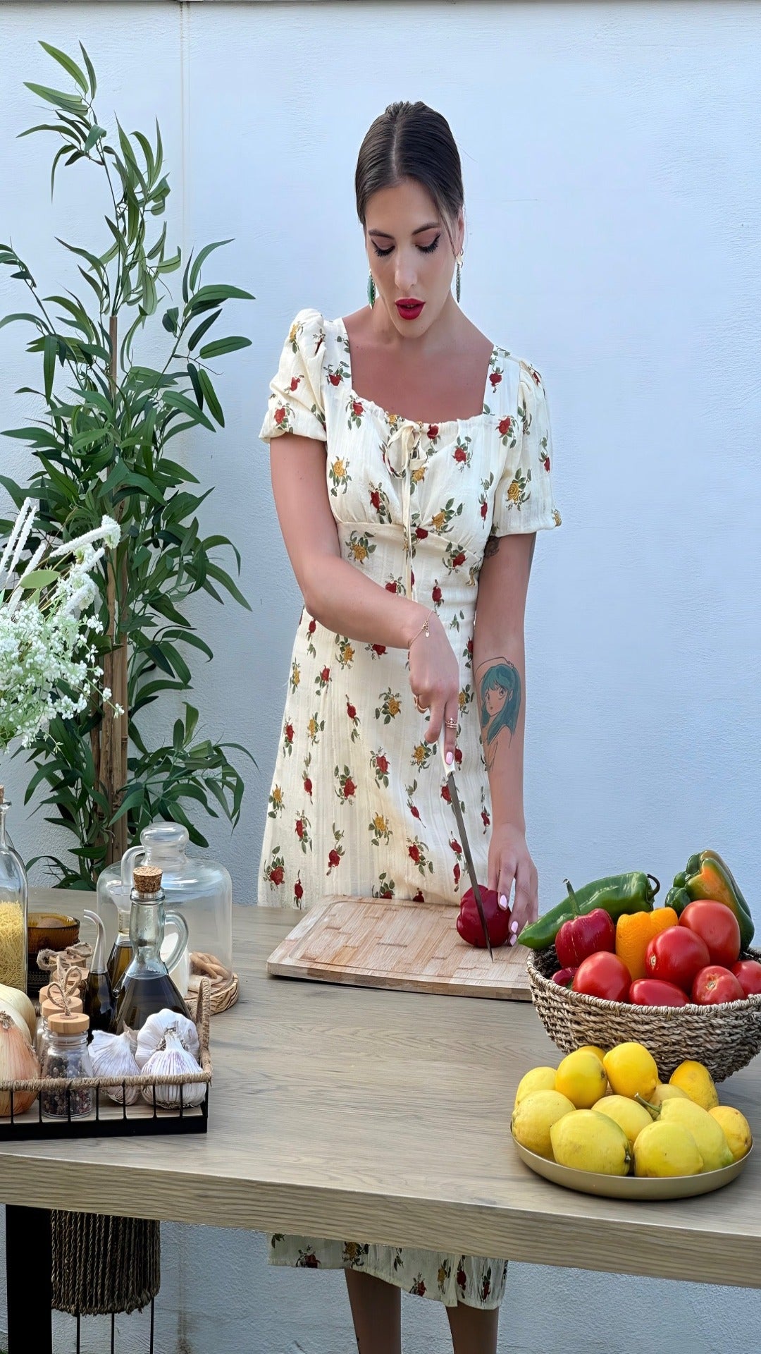 Vestido floral com fenda