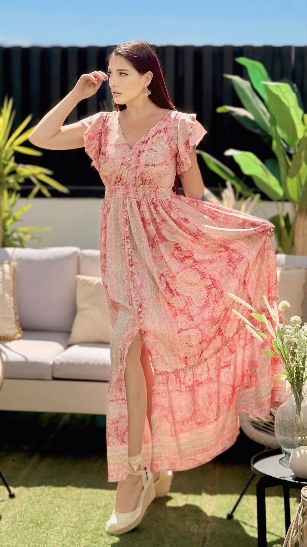 Vestido longo estampado com botões