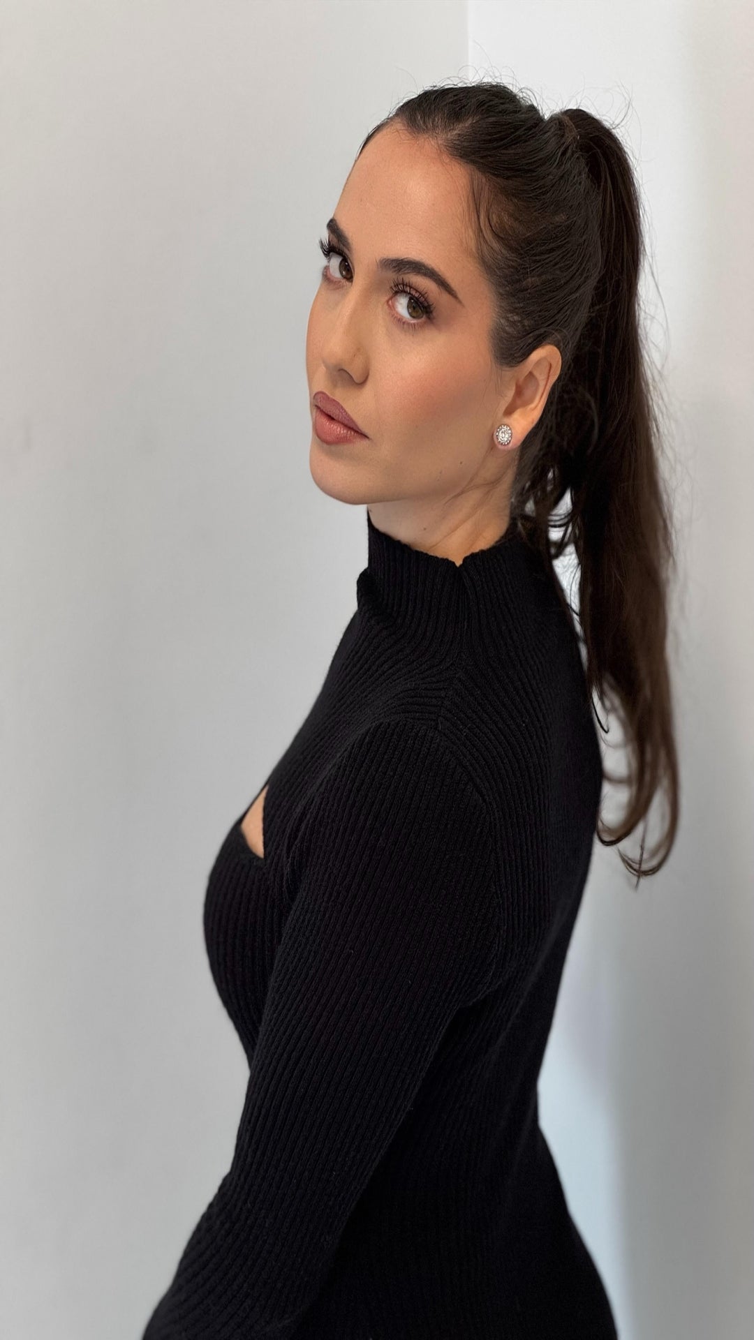 Vestido canalé cut out