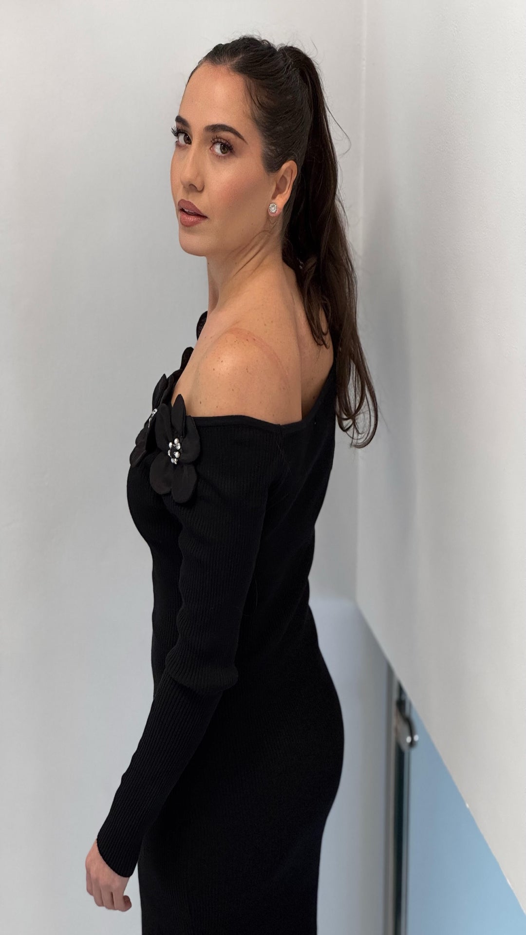 Vestido punto off shoulder