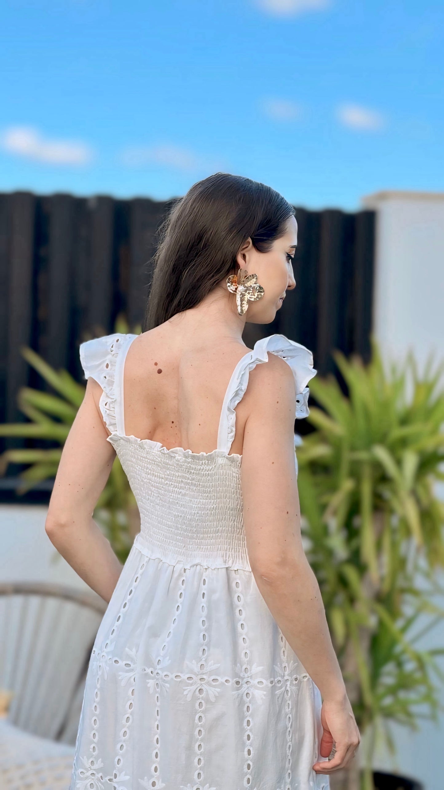 Robe longue blanche brodée