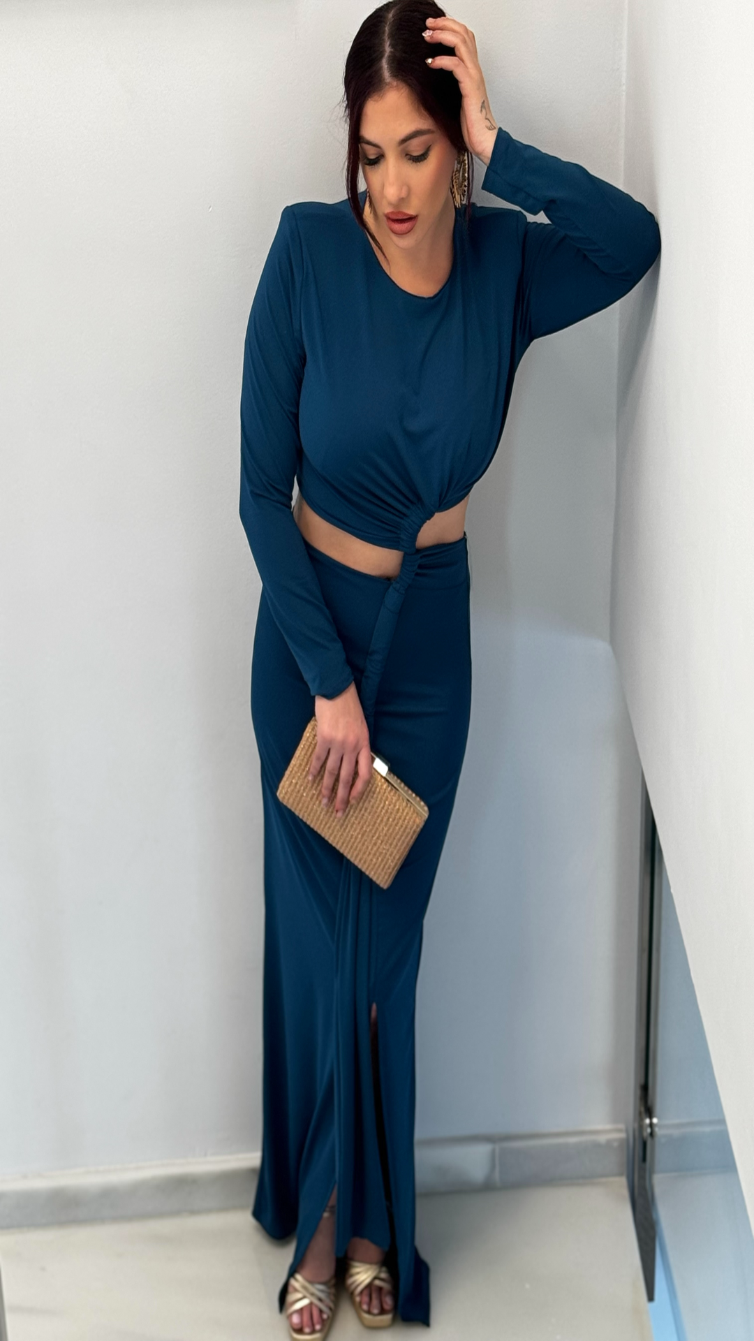 Vestido largo cut out
