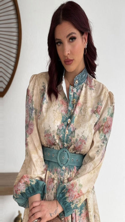Vestido estampado floral cinturón