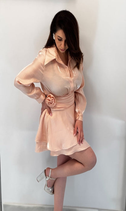 Vestido corto volantes