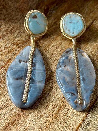 Pendientes largos con resina