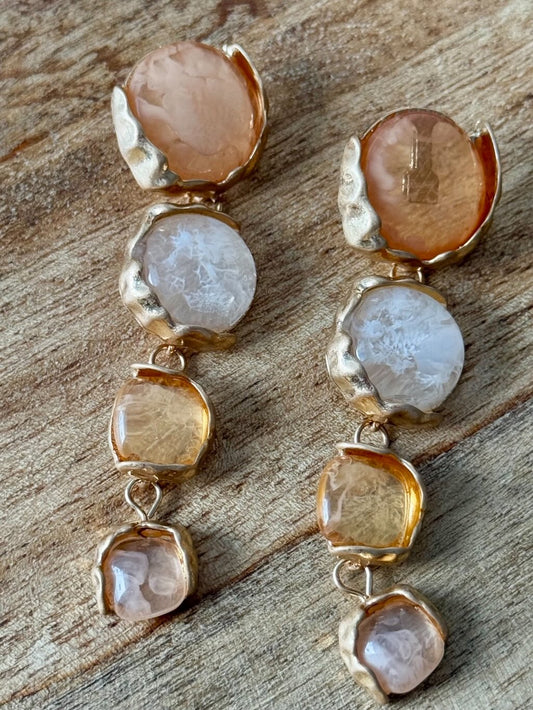 Pendientes largos con efecto piedra