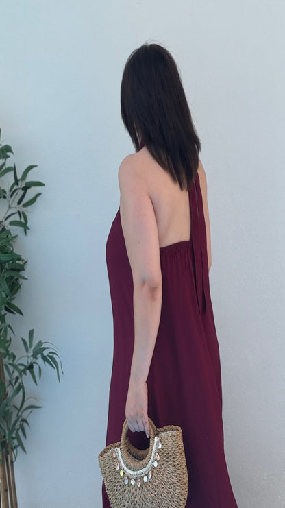 Vestido cuello halter con hebilla
