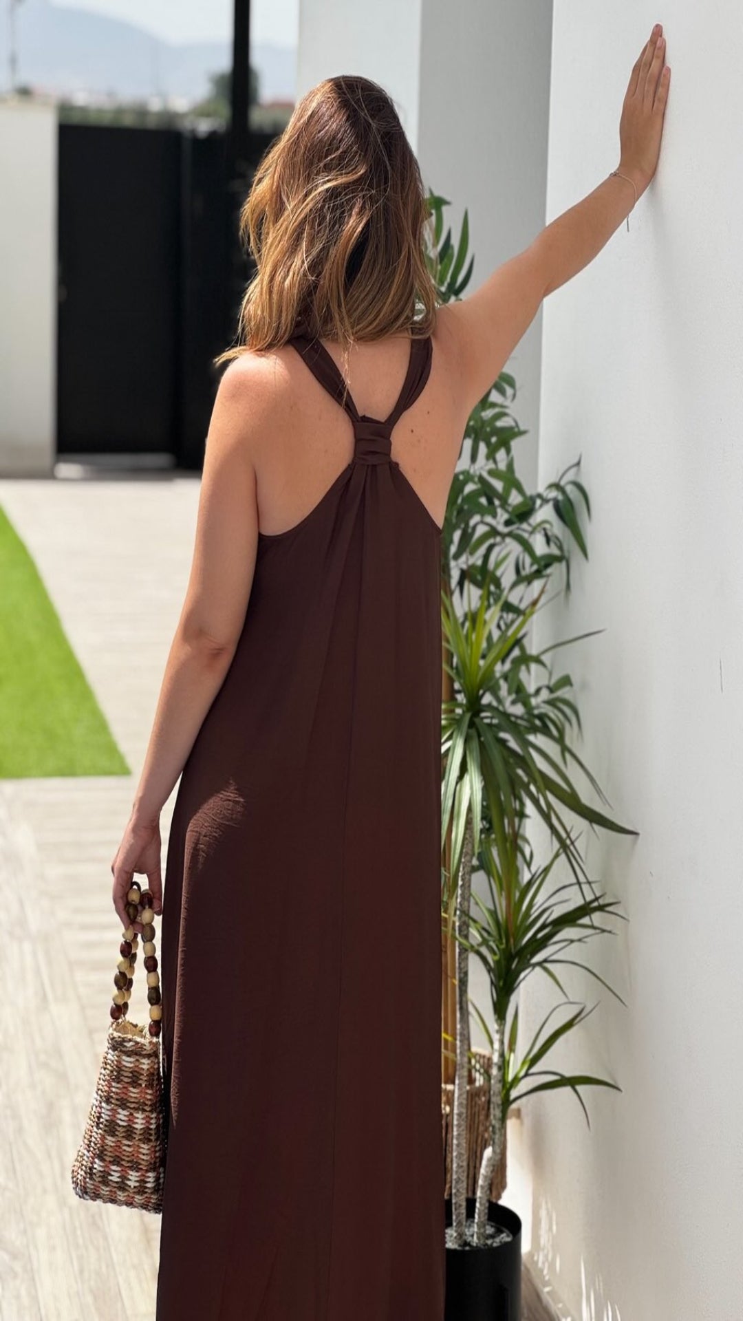 Vestido fluido con hebilla