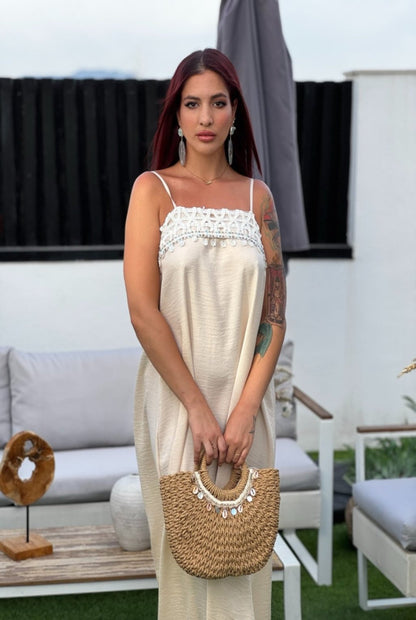 Vestido fluido con conchas
