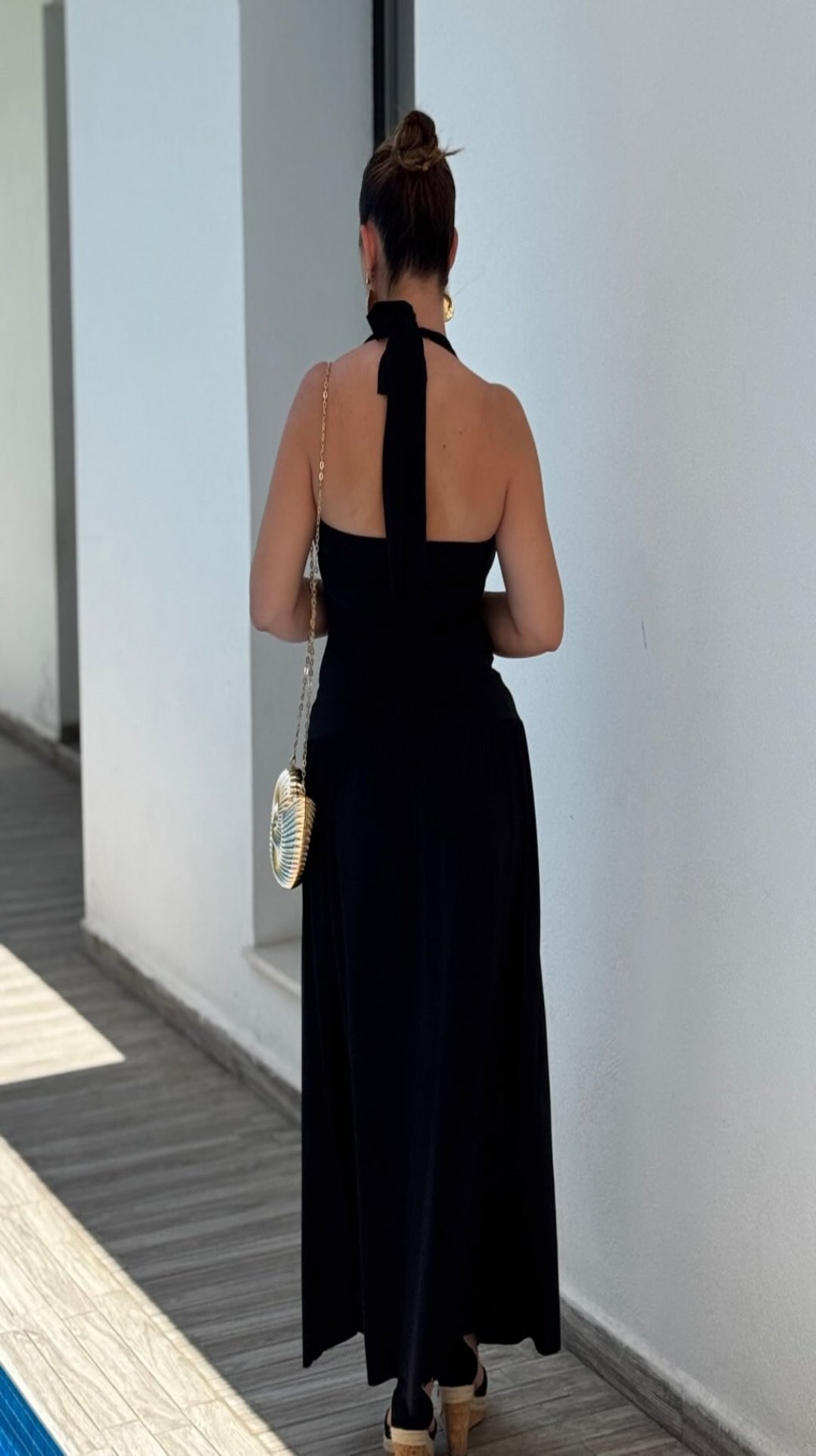 Vestido midi cuello halter lazada