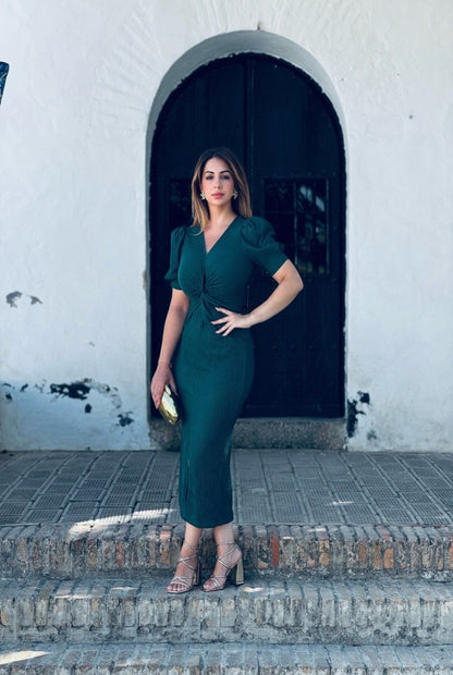 Vestido con mangas abullonadas