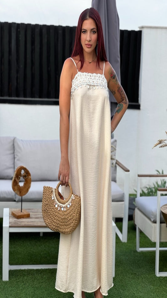 Vestido fluido con conchas