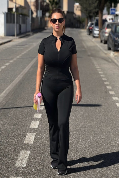 Conjunto deportivo negro