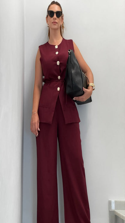 Conjunto chaleco burdeos