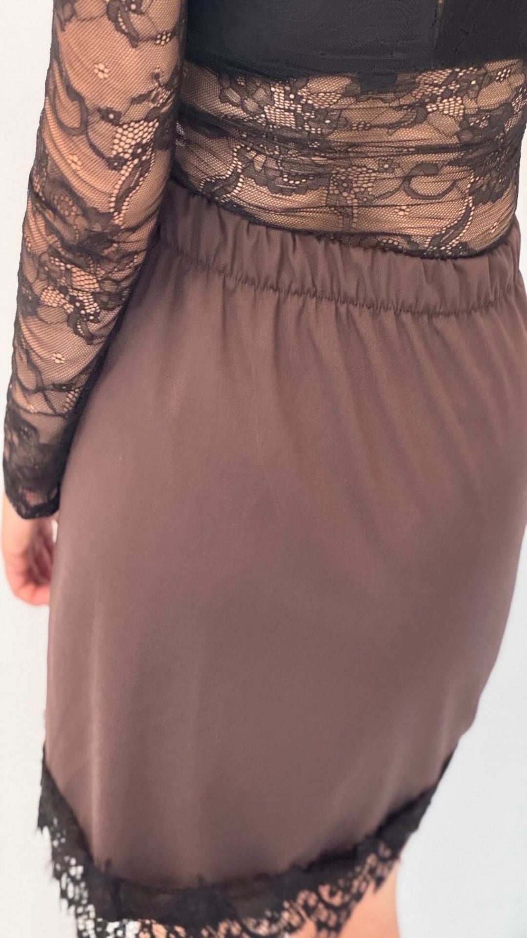 Falda mini combinada encaje