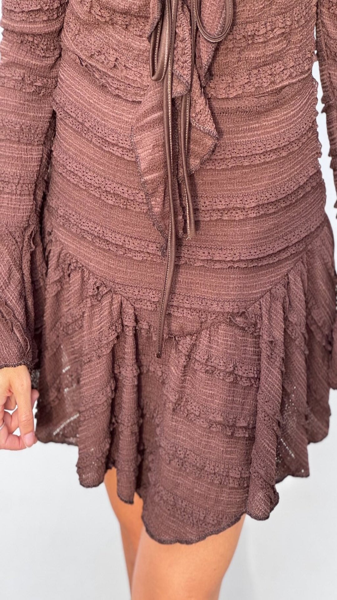 Vestido corto volantes