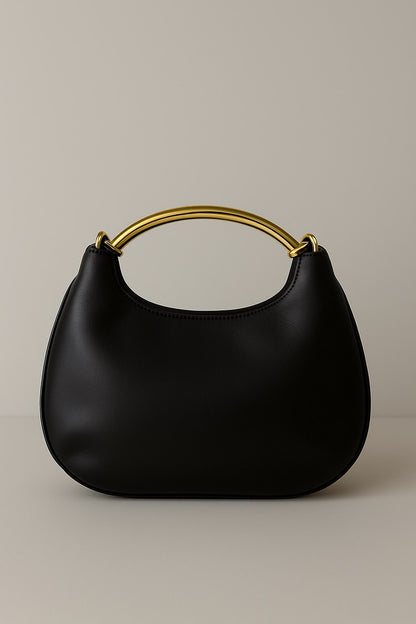 Bolso trenzado con asa metálica