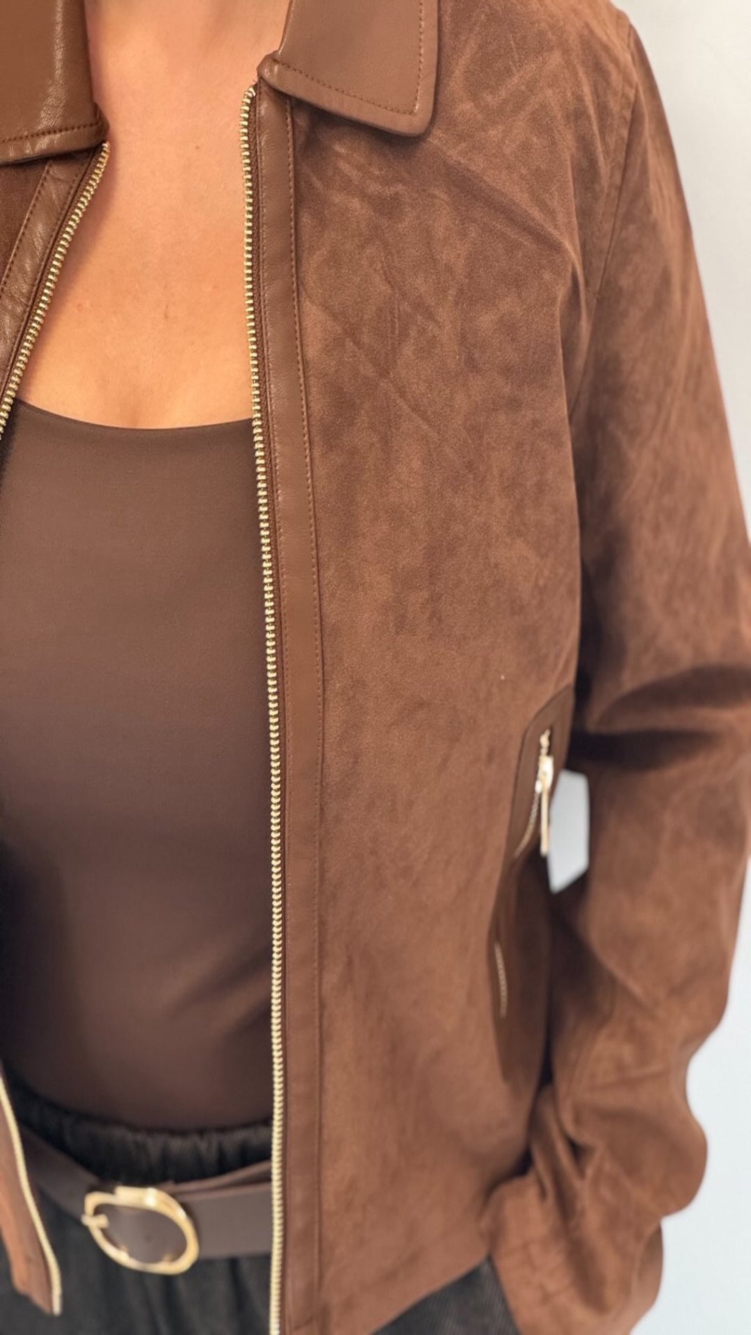 Cazadora efecto ante