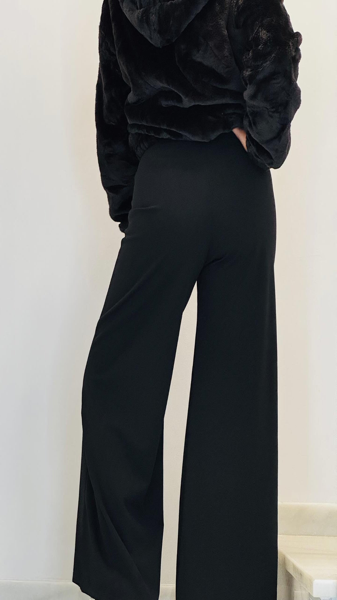 Pantalón fluido recto