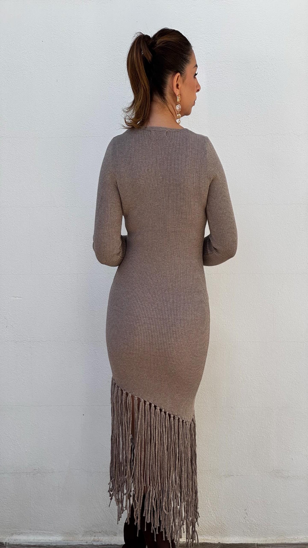 Vestido punto flecos