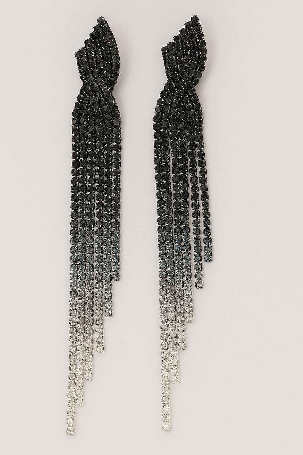 Pendientes de gota larga