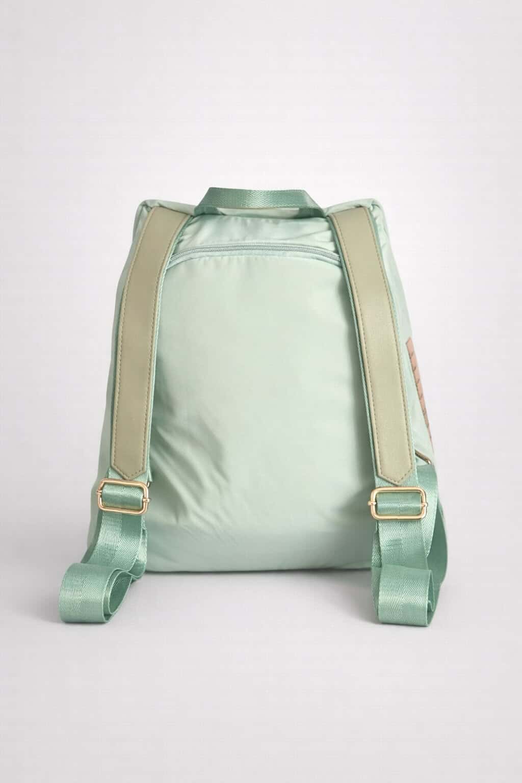 Mochila con colgante de estrella