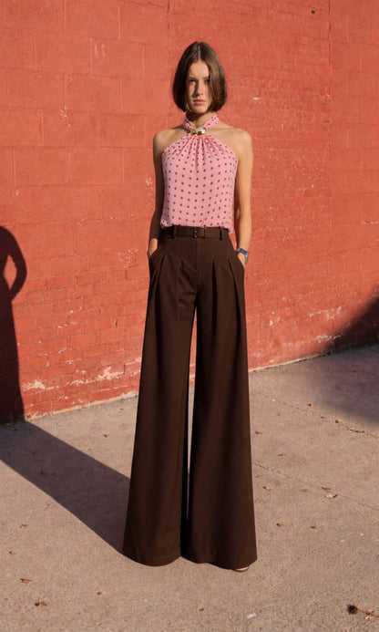 Pantalón pliegues con cinturón