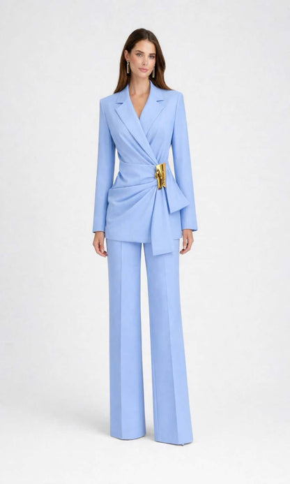 Conjunto blazer con hebilla