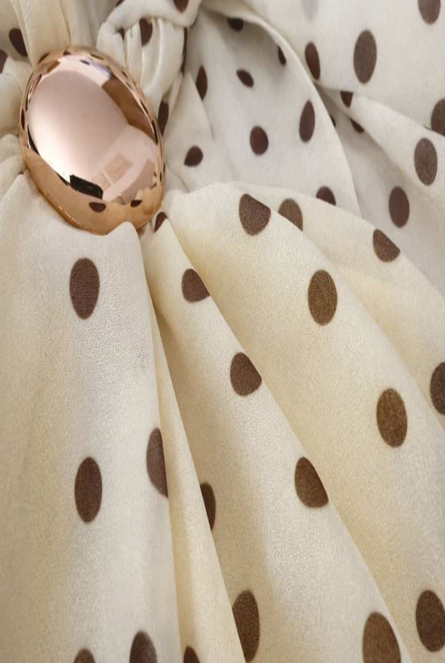 Top lunares con hebilla