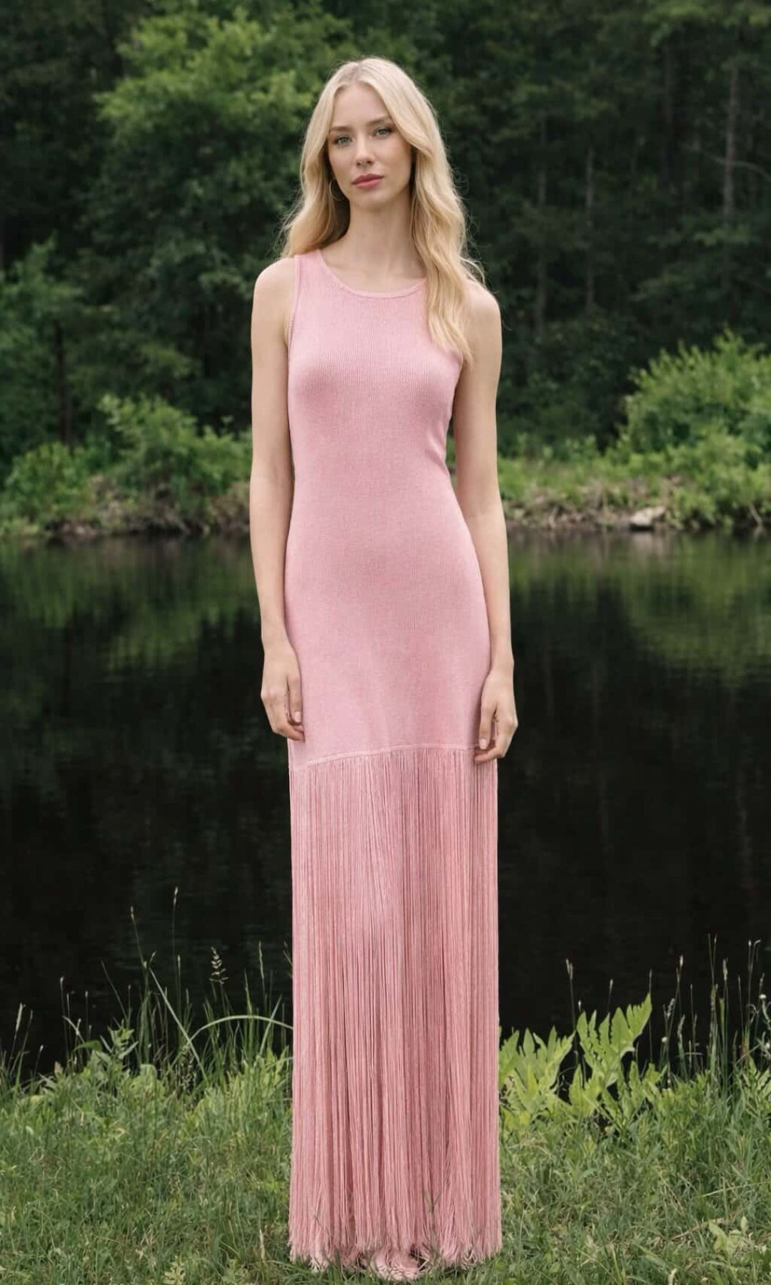 Vestido punto flecos