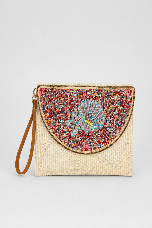 Bolso tipo sobre abalorios