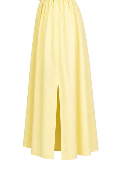 Vestido camisero con cinturón.