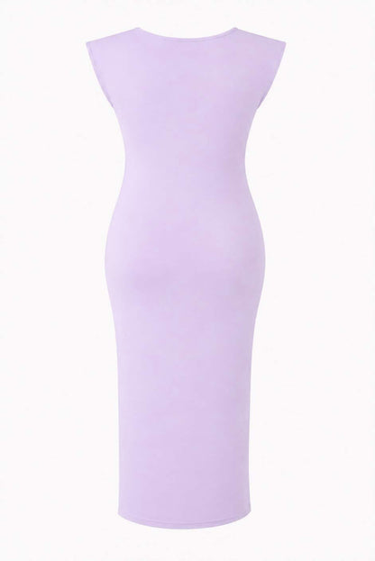 Vestido hombreras hebilla