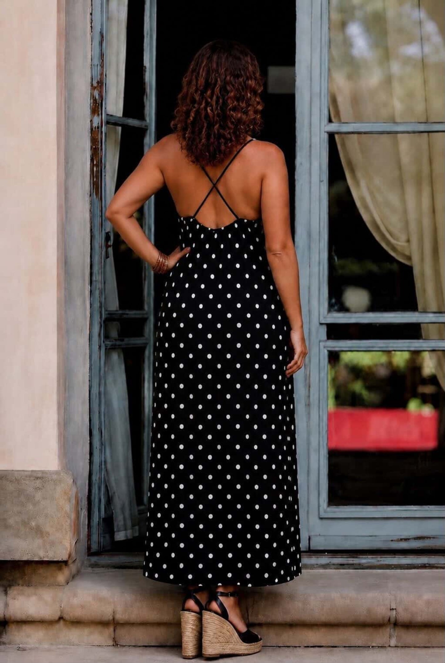 Vestido midi tirantes lunares
