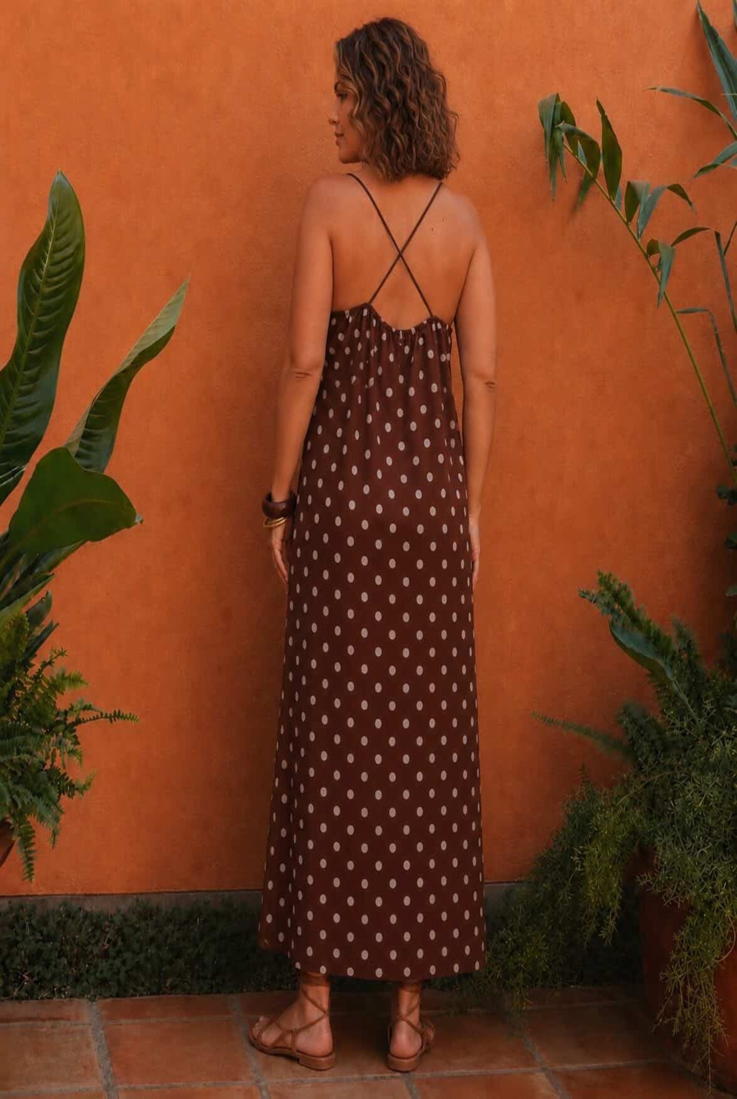 Vestido midi tirantes lunares