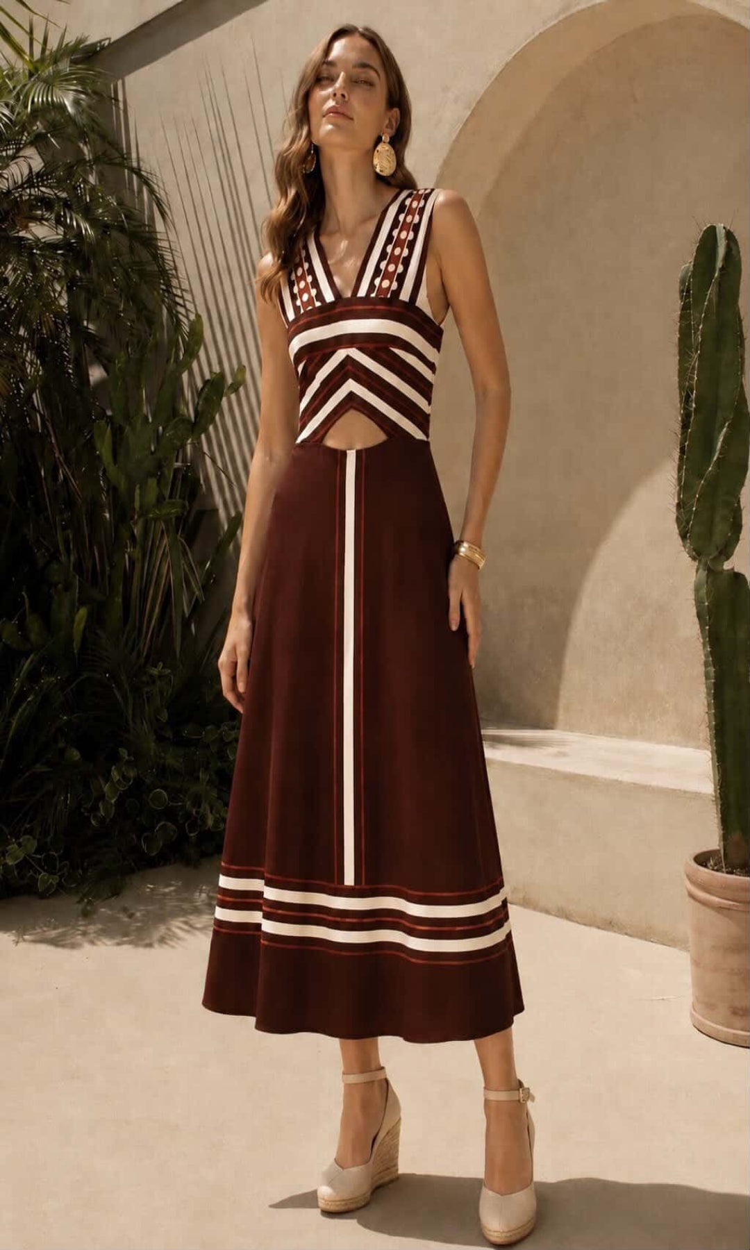 Vestido midi cut out