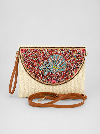 Bolso tipo sobre abalorios