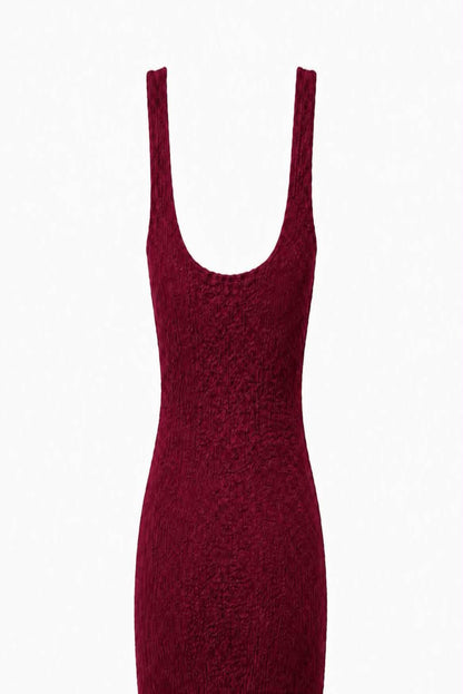 Vestido básico con tirantes