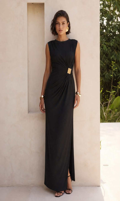 Vestido frunces con hebilla