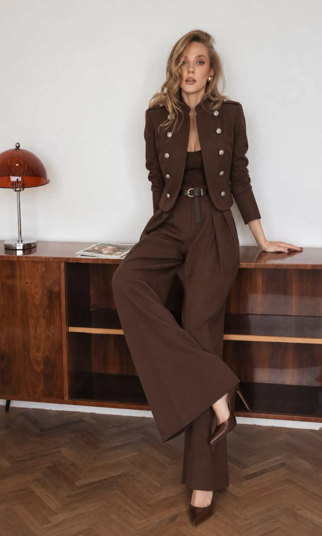 Chaqueta entallada con botones