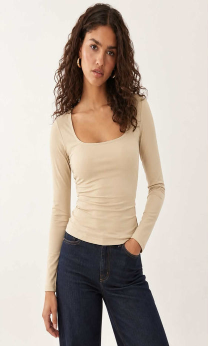 Top ajustado lycra